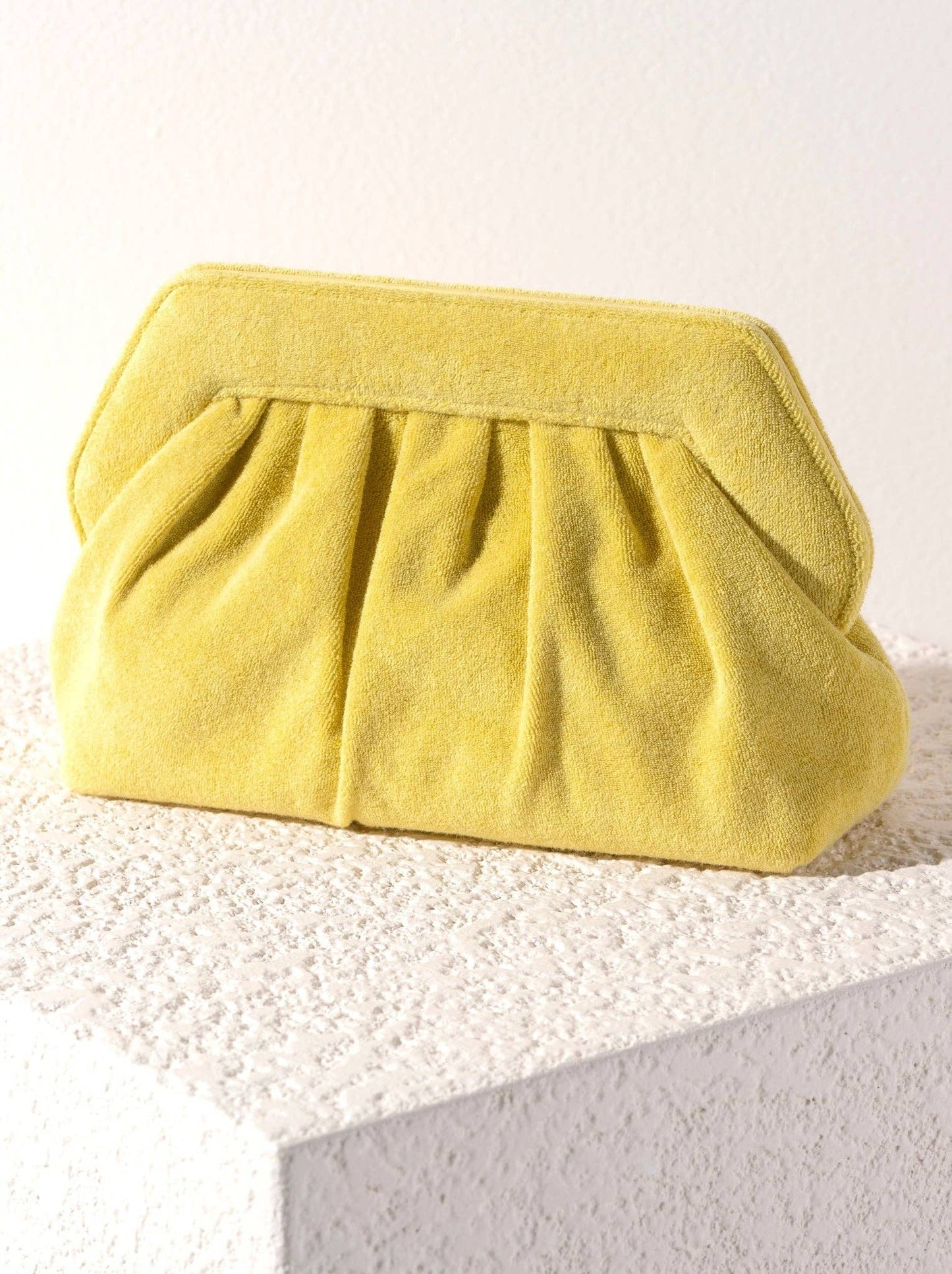Sunny Clutch